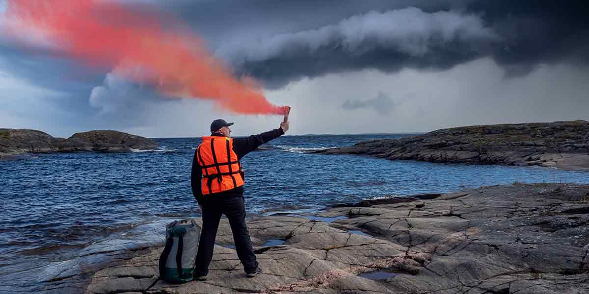 What Are The Requirements For Flares On A Boat? Casual Navigation