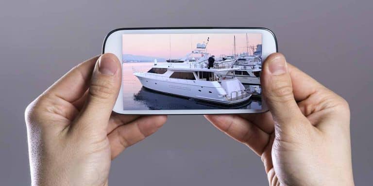 Boat image on a mobile phone