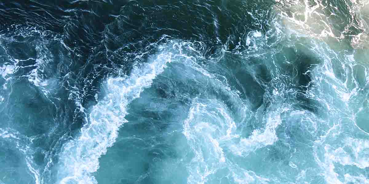 ocean-casual-navigation