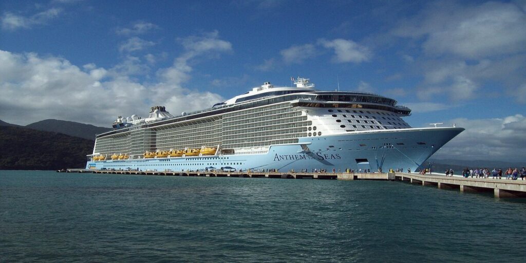 A photograph of the Royal Caribbean cruise ship 'Anthem of the Seas' in Haiti